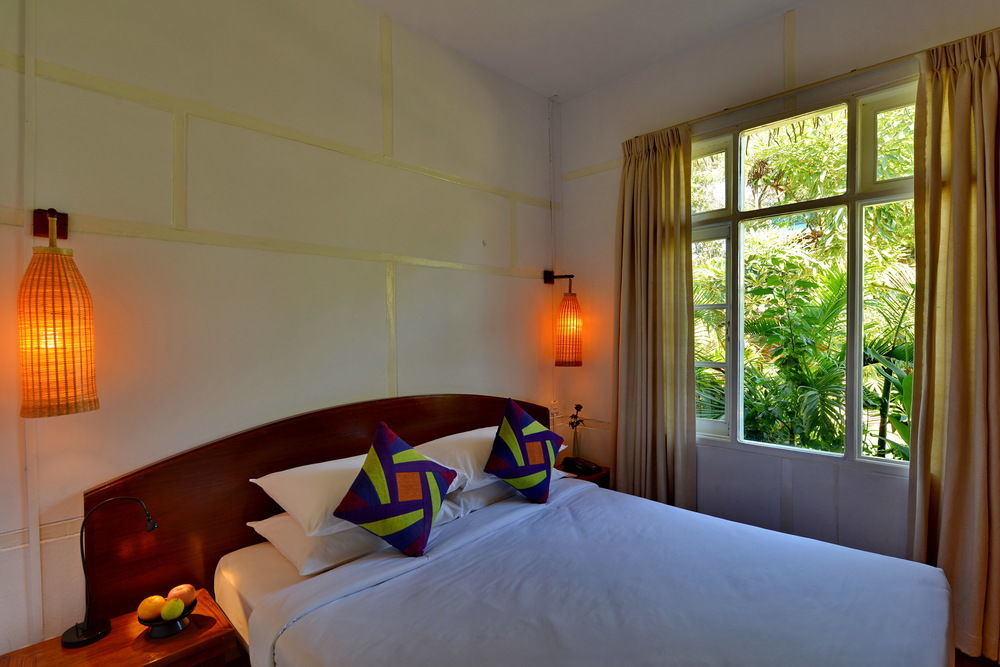 Oasis Hotel Nyaung-U Bagian luar foto