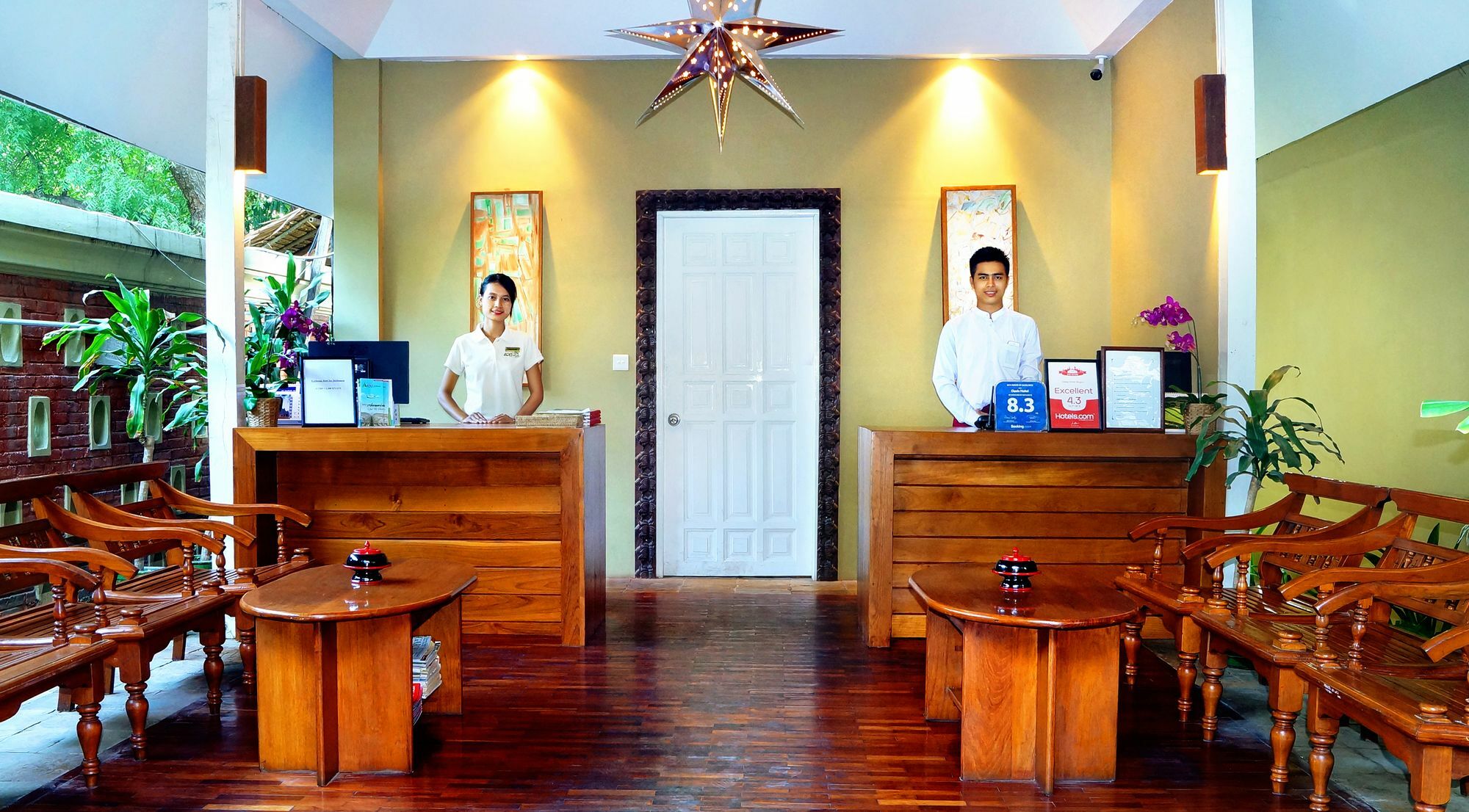 Oasis Hotel Nyaung-U Bagian luar foto